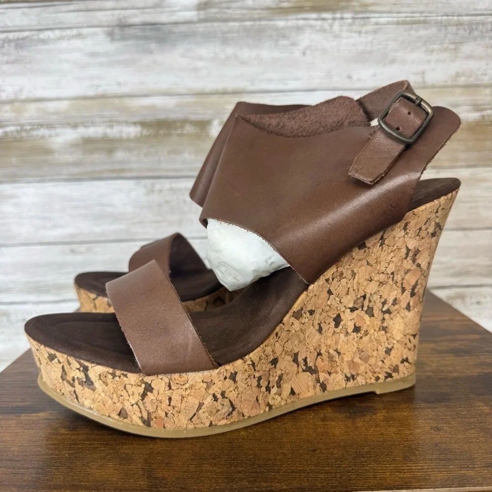 Corkys Aurora Chocolate Wedge Cork Sandals Women’s Size 10
